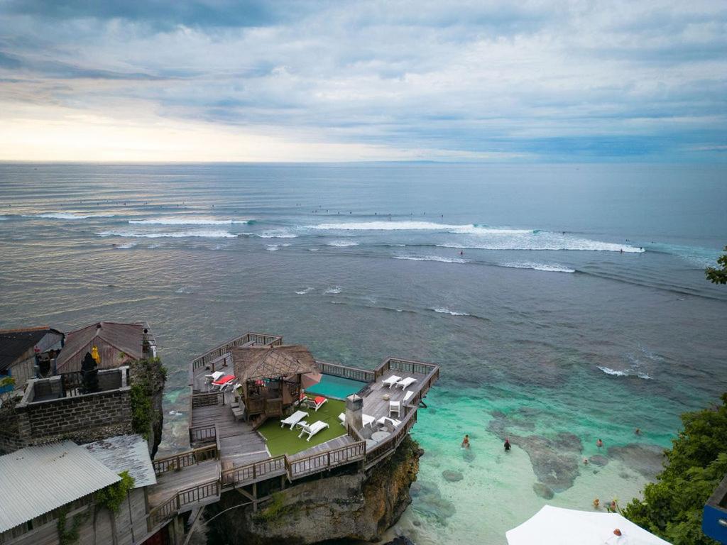 Uluwatu Cliff Apartment - 2 Br Bagian luar foto